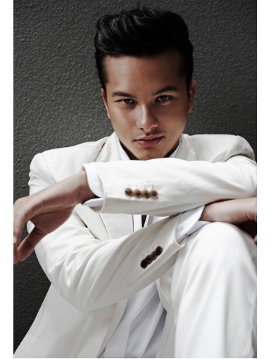 nicholas_WHITESUIT_3 1